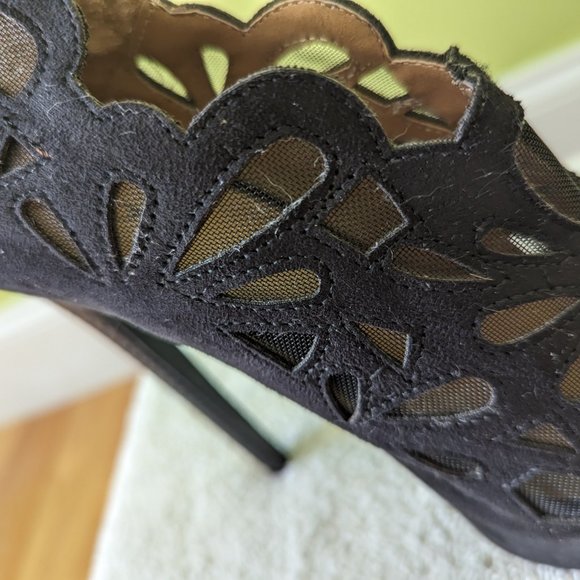 Gorgeous Suede Net Cut Out High Heels BEBE sz 6 Black - Picture 5 of 5